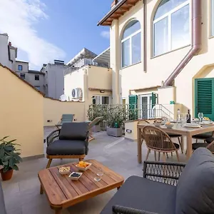 Apartment Design In, Florence