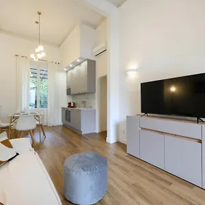 Apartment Michelangelo Luxury, Florence