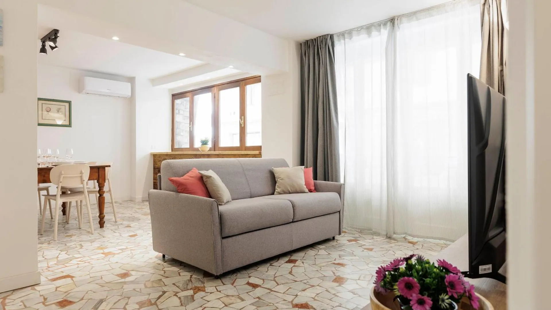 Giordano Luxury Home Florence Apartment